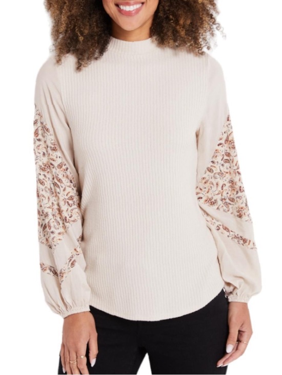 Tops - Maurice’s cream paisley sleeve top